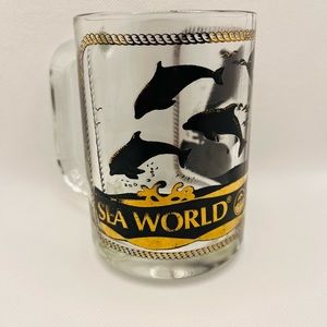 Vintage Sea World Glass Mug Gold Black Graphic Collectible SHAMU Whale Souvenir